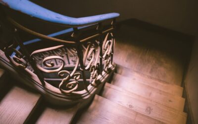 oswietlenie led klatki schodowej 400x250